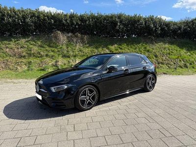 Używany Mercedes A250 AMG line 224 KM (164 kW) 2022 Czarny Sedan/Limuzyna