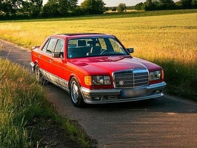 Second-hand Mercedes 280 185 CP (136 kW) 1984 Roșu Berlinǎ