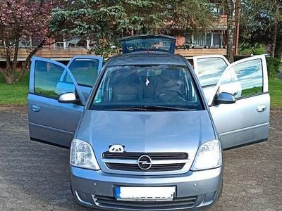 Usata Opel Meriva Edition 101 CV (74 kW) 2005 Argento Monovolume