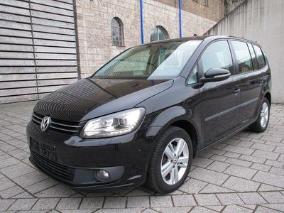 Schwarz Gebraucht 2013 VW Touran Trendline Van / Kleinbus | 6.850 € (Fairer Preis)