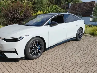 Gebraucht VW ID.7 Pro 210 kW (286 PS) 2023 Grau Kleinwagen