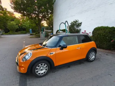 Gebraucht Mini Cooper 136 PS (100 kW) 2015 Orange Kleinwagen