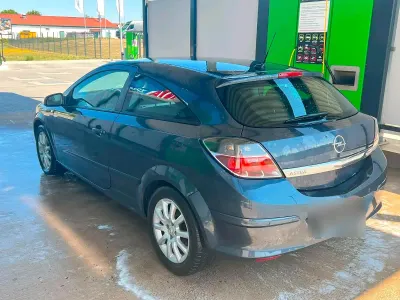 Gebraucht Opel Astra GTC 105 PS (77 kW) 2007 Blau Coupé