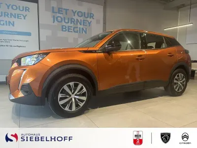 Gebraucht Peugeot e-2008 Allure 100 kW (136 PS) 2022 Orange SUV