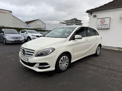 Mercedes B200