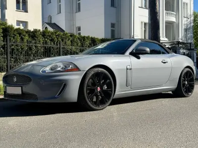 Usata Jaguar XKR 510 CV (375 kW) 2010 Grigio Cabrio