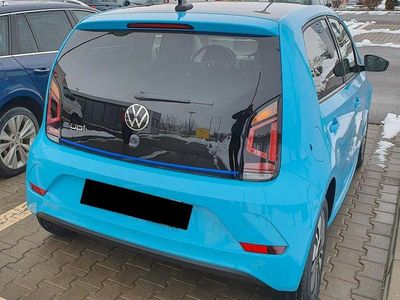 Blau Gebraucht 2021 VW e-up! Kleinwagen | 13.400 € (Fairer Preis)