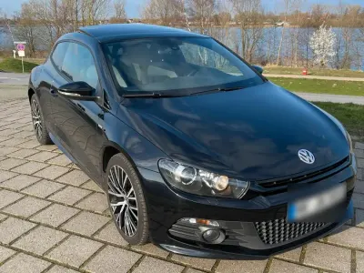Second-hand VW Scirocco Sportline 211 CP (155 kW) 2013 Negru Coupe