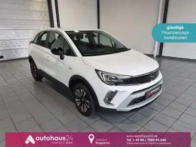 Second-hand Opel Crossland X Business Elegance 131 CP (96 kW) 2022 Alb SUV