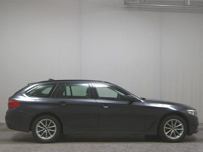 Gebraucht BMW 520 Sport Line 190 PS (139 kW) 2019 Grau Kombi