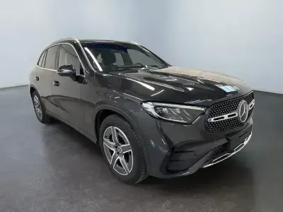 Gebraucht Mercedes GLC300 AMG line 269 PS (197 kW) 2025 Andere SUV