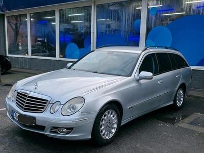 Silber Gebraucht 2007 Mercedes E200 Kombi | 2.700 € (Fairer Preis)