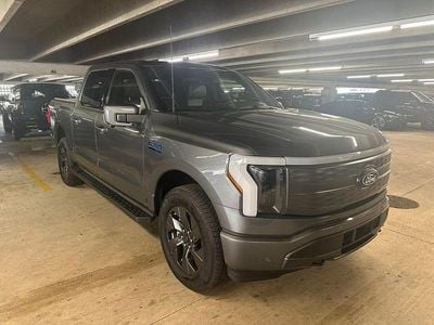 Usata Ford F-150 Lariat 427 kW (581 CV) 2025 Nero Pick-up