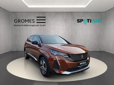 Gebraucht Peugeot 5008 Allure 136 PS (100 kW) 2024 Rot SUV
