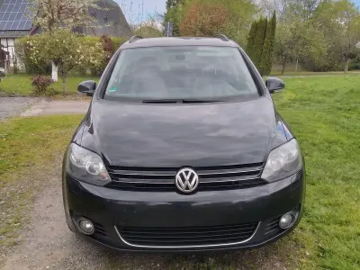 Gebraucht VW Golf Plus Cross Life 140 PS (102 kW) 2013 Schwarz Van / Kleinbus