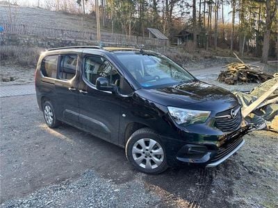 Gebraucht Opel Combo-e Life 50 kW (68 PS) 2023 Schwarz Van / Kleinbus