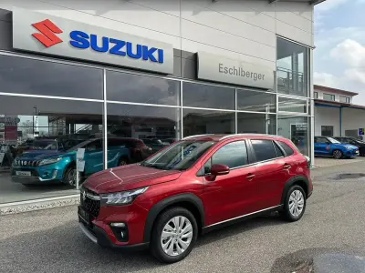 Gebraucht Suzuki SX4 S-Cross Comfort 129 PS (94 kW) 2023 Energetic red pearl metallic SUV