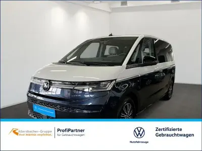 Usata VW Multivan Style 150 CV (110 kW) 2025 Blu Monovolume