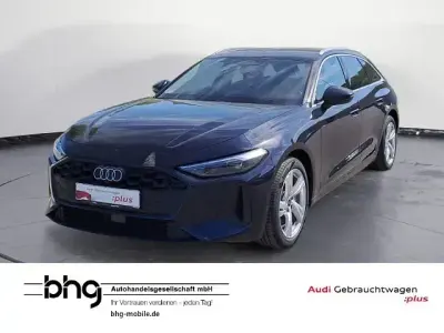 Gebraucht Audi A5 Basis 150 PS (110 kW) 2025 Firmamentblau metallic Kombi