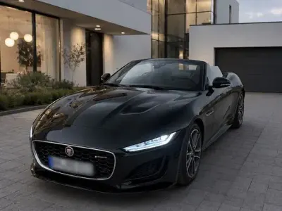 Gebraucht Jaguar F-Type R-Dynamic 300 PS (220 kW) 2021 Schwarz Cabrio
