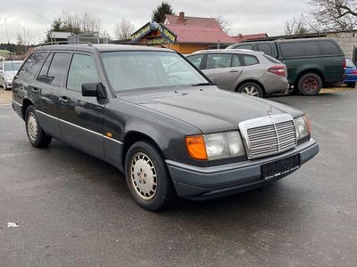 Gebraucht Mercedes E320 220 PS (161 kW) 1993 Grau Kombi