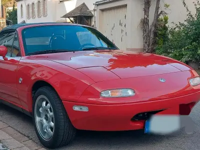 Gebraucht Mazda MX5 115 PS (84 kW) 1993 Rot Cabrio