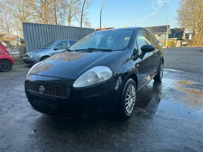 Gebraucht Fiat Punto 77 PS (56 kW) 2009 Schwarz Kleinwagen
