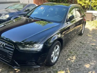 Gebraucht Audi A4 177 PS (130 kW) 2014 Schwarz Kombi