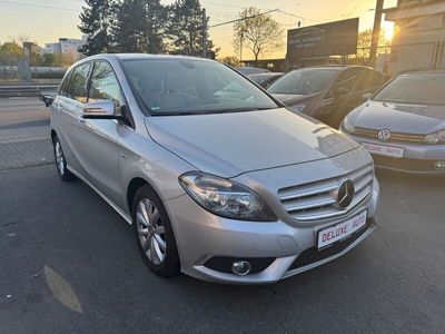 Mercedes B200
