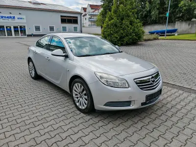 Gebraucht Opel Insignia 116 PS (85 kW) 2009 Silber Limousine
