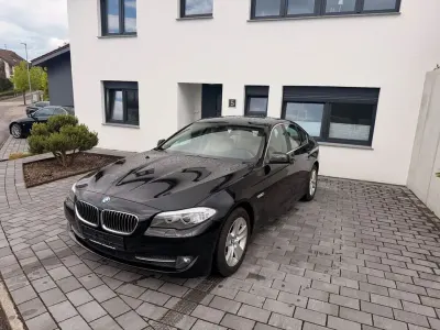 Gebraucht BMW 523 204 PS (150 kW) 2010 Schwarz Limousine