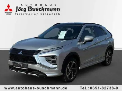 Gebraucht Mitsubishi Eclipse Cross Top 188 PS (138 kW) 2022 Sterlingsilber SUV