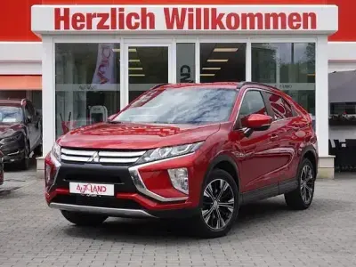 Gebraucht Mitsubishi Eclipse Cross Active 163 PS (119 kW) 2019 Dynamik rot SUV