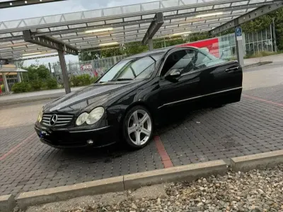 Gebraucht Mercedes CLK240 Elegance 170 PS (125 kW) 2002 Schwarz Coupé