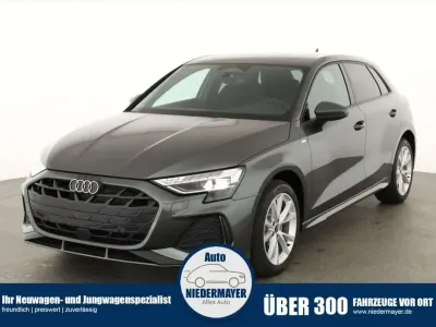 Neu Audi A3 Ambiente 204 PS (150 kW) 2026 Distriktgrün metallic Limousine