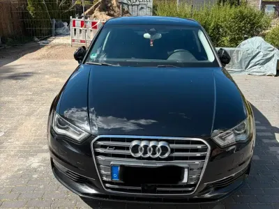 Gebraucht Audi A3 Ambiente 150 PS (110 kW) 2014 Schwarz Limousine