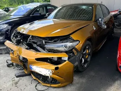 Gebraucht Alfa Romeo Giulia Quadrifoglio 510 PS (375 kW) 2022 Gold Limousine
