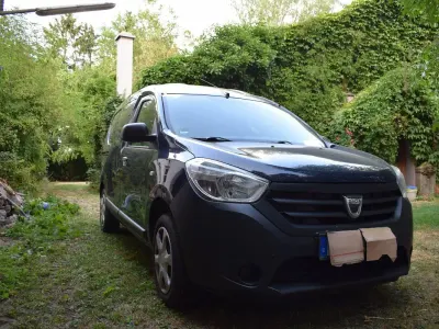 Gebraucht Dacia Dokker Express Ambiance 83 PS (61 kW) 2013 Blau Van