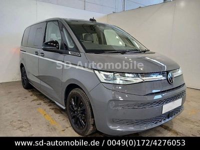 Usado VW Multivan Style 150 HP (110 kW) 2024 Cinzento Monovolume