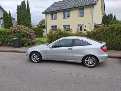 Mercedes C180