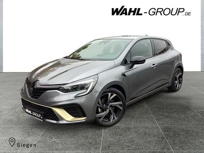 Grau Gebraucht 2024 Renault Clio V Engineered Limousine | 20.690 € (Fairer Preis)