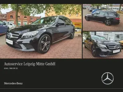 Gebraucht Mercedes C180 156 PS (114 kW) 2020 Schwarz Limousine
