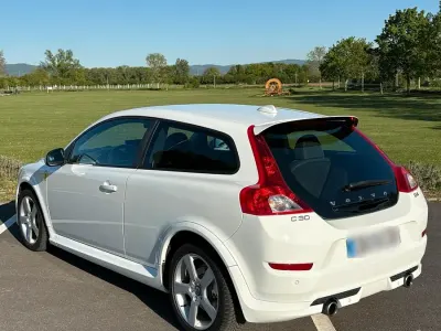 Begagnad Volvo C30 R-Design 177 HK (130 kW) 2010 Vit Halvkombi