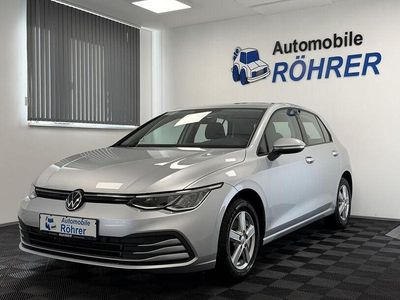 Gebraucht VW Golf VIII Life 150 PS (110 kW) 2022 Silber Limousine