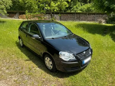 Gebraucht VW Polo 60 PS (44 kW) 2009 Schwarz Kleinwagen