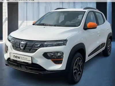 Gebraucht Dacia Spring Comfort Plus 33 kW (45 PS) 2022 Polarweiss Kleinwagen