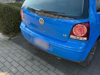 Gebraucht VW Polo 60 PS (44 kW) 2006 Blau Kleinwagen