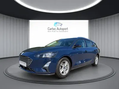 Gebraucht Ford Focus Cool & Connect 120 PS (88 kW) 2020 Blau Limousine