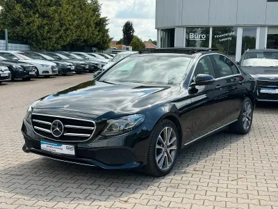 Gebraucht Mercedes E300 194 PS (142 kW) 2019 Schwarz Limousine