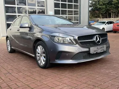 Brugt Mercedes A180 122 HK (89 kW) 2017 Grå Sedan